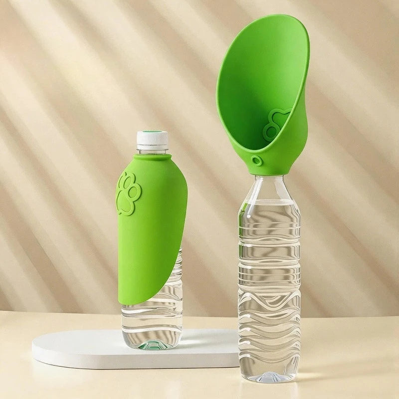 Universal Silicone Pet Water Bottle Dog Cat Drinking Bowl Outdoor Feeding Water Portable Drinking Cup Pets Water Dispenser